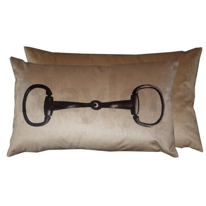 Snaffle Cushion